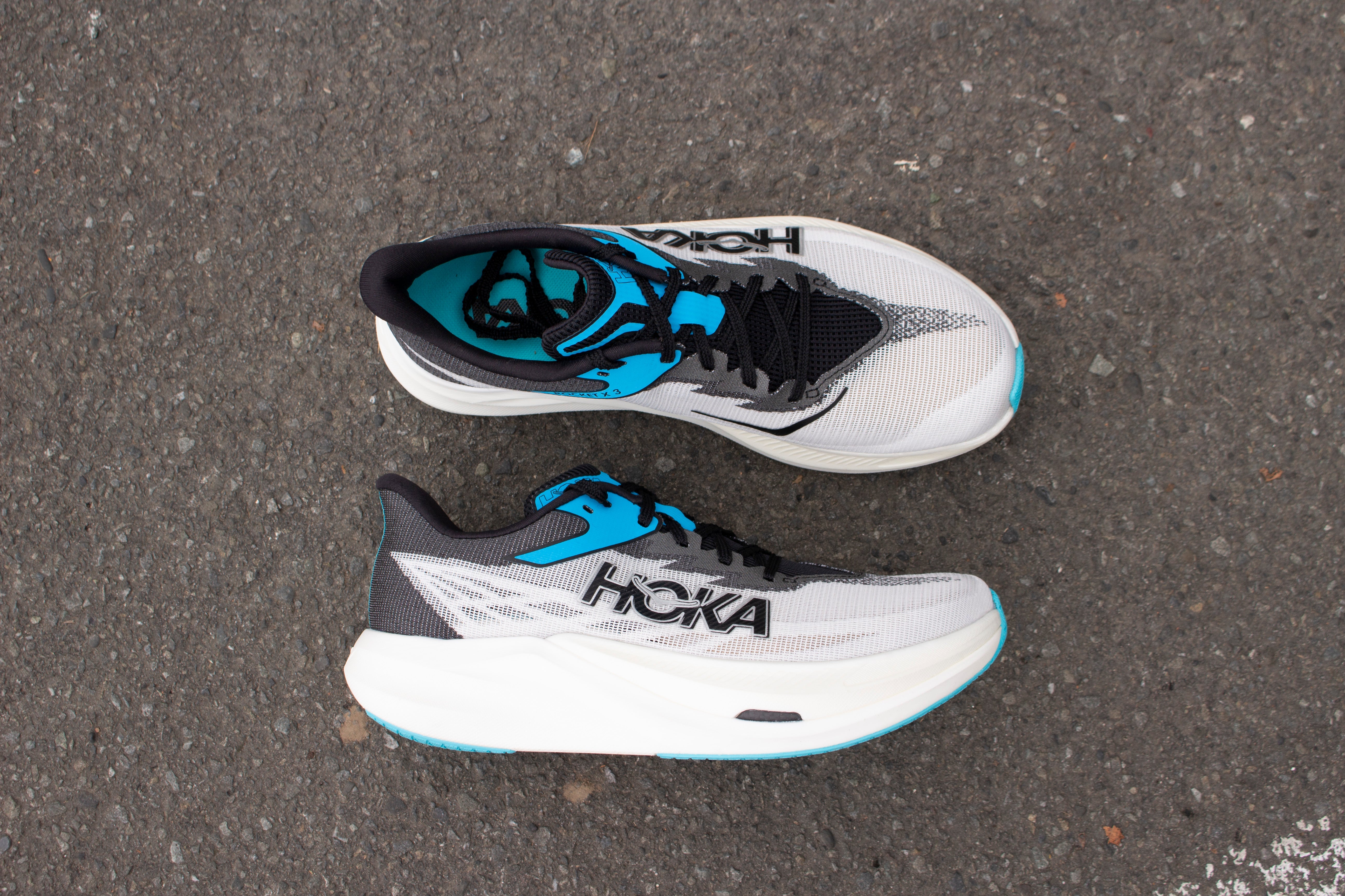 HOKA ROCKET X 3