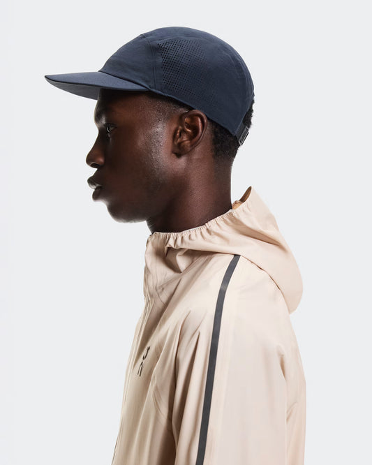 On Performance Cap Unisex Navy - Frontrunner Colombo