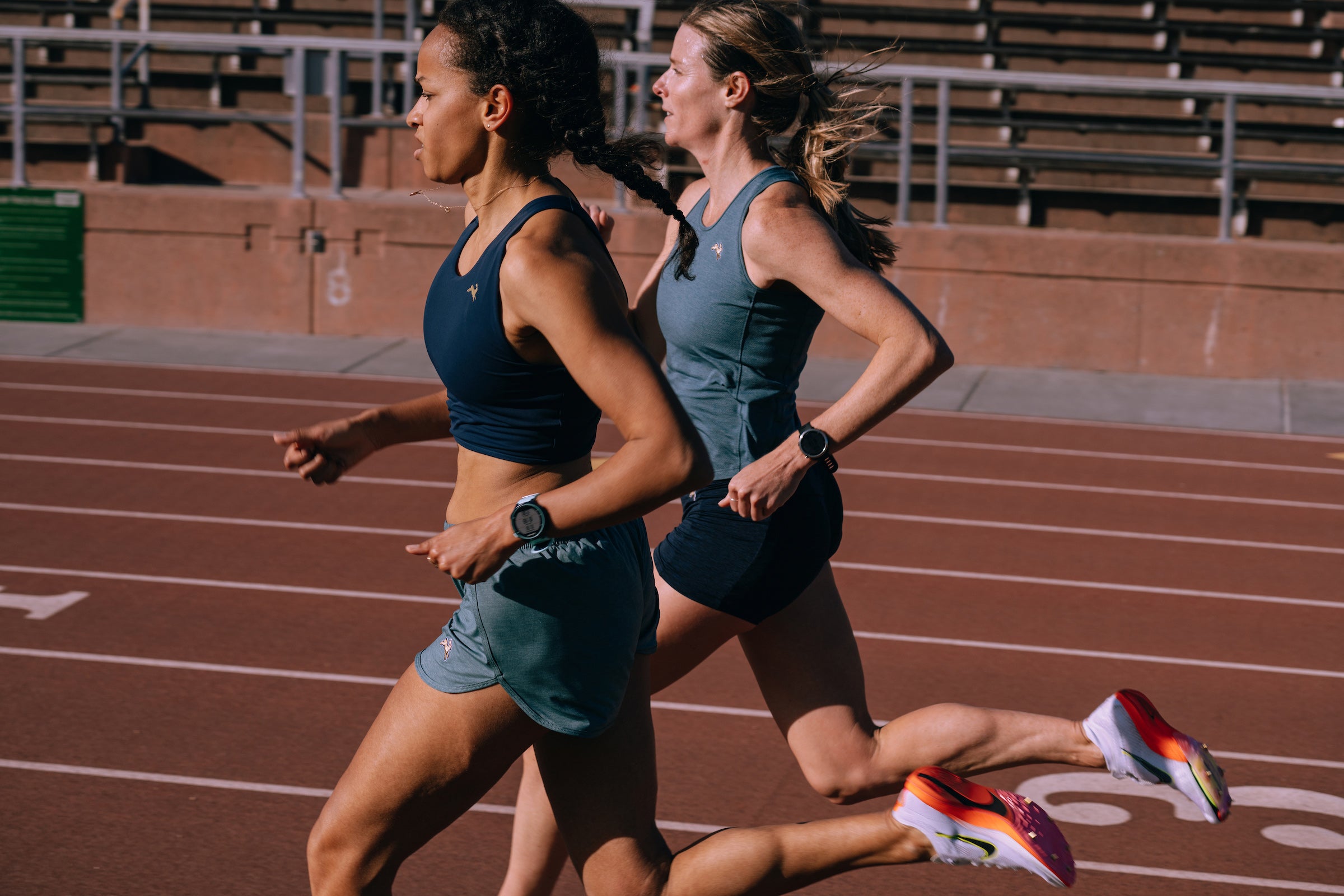 Tracksmith Turnover Crop Top Women - Frontrunner Colombo