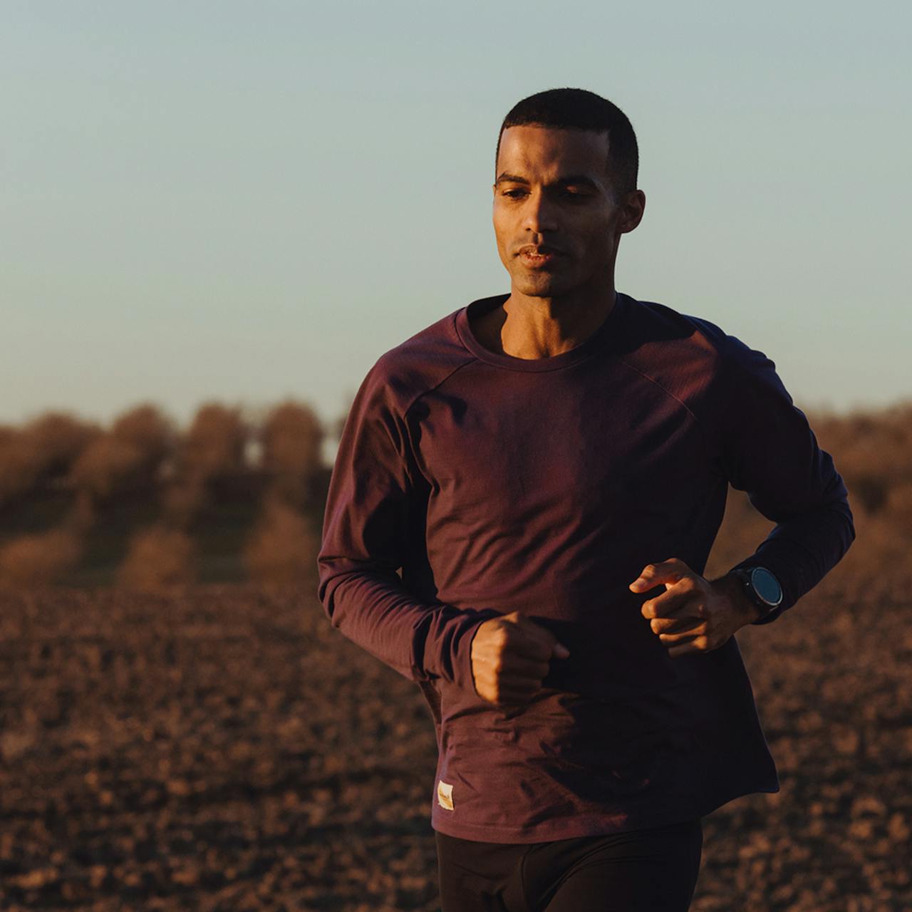 Tracksmith Harrier Long Sleeve Mens Purple Velvet - Frontrunner Colombo