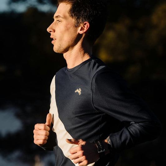 Tracksmith Van Cordlandt Long Sleeve Mens - Navy/Ivory - Frontrunner Colombo