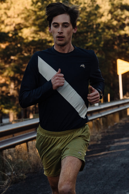 Tracksmith Van Cordlandt Long Sleeve Mens - Navy/Ivory - Frontrunner Colombo