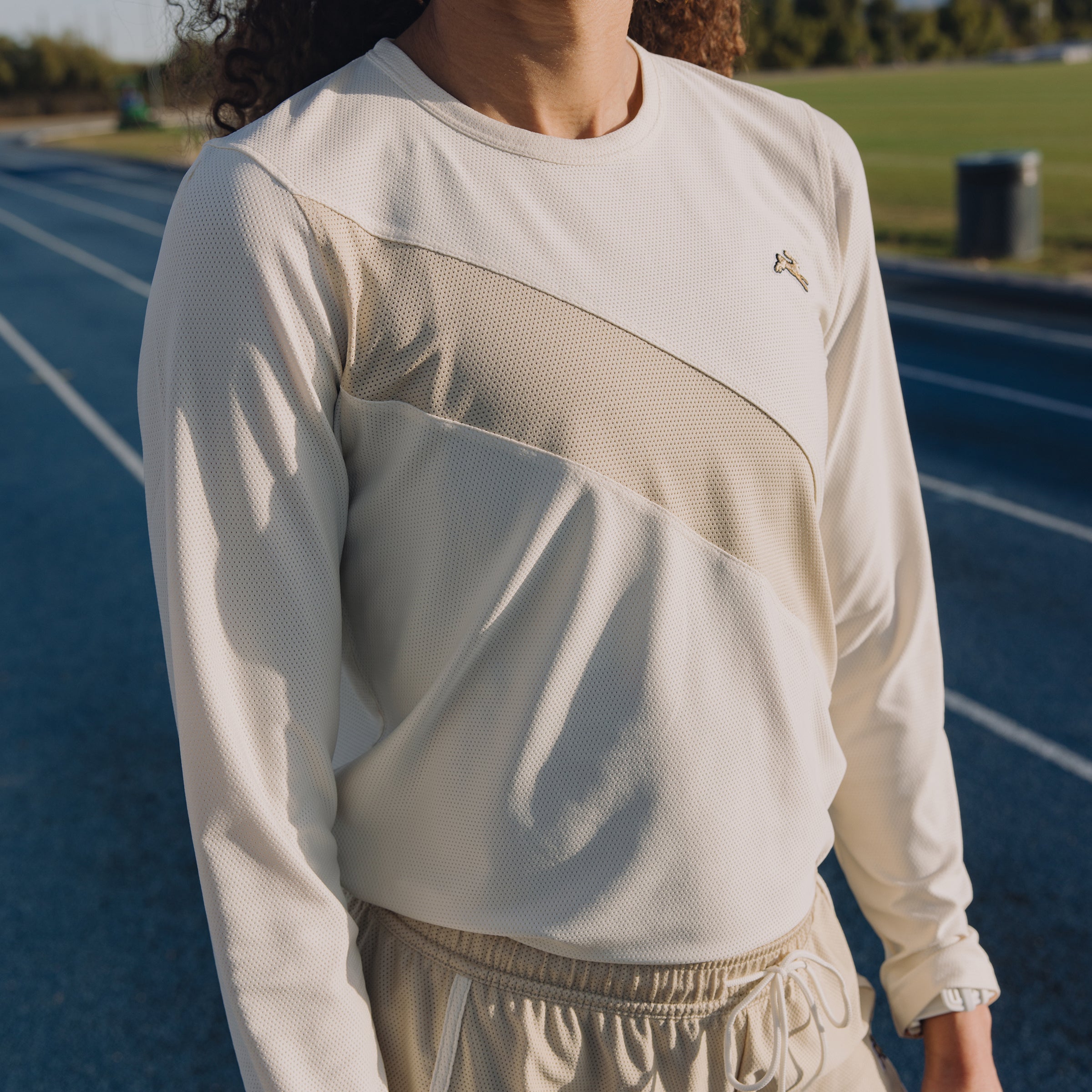 Tracksmith Van Cortlandt Long Sleeve Womens Ivory/Brown Rice - Frontrunner Colombo