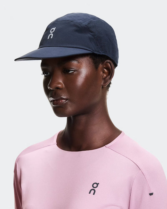 On Performance Cap Unisex Navy - Frontrunner Colombo