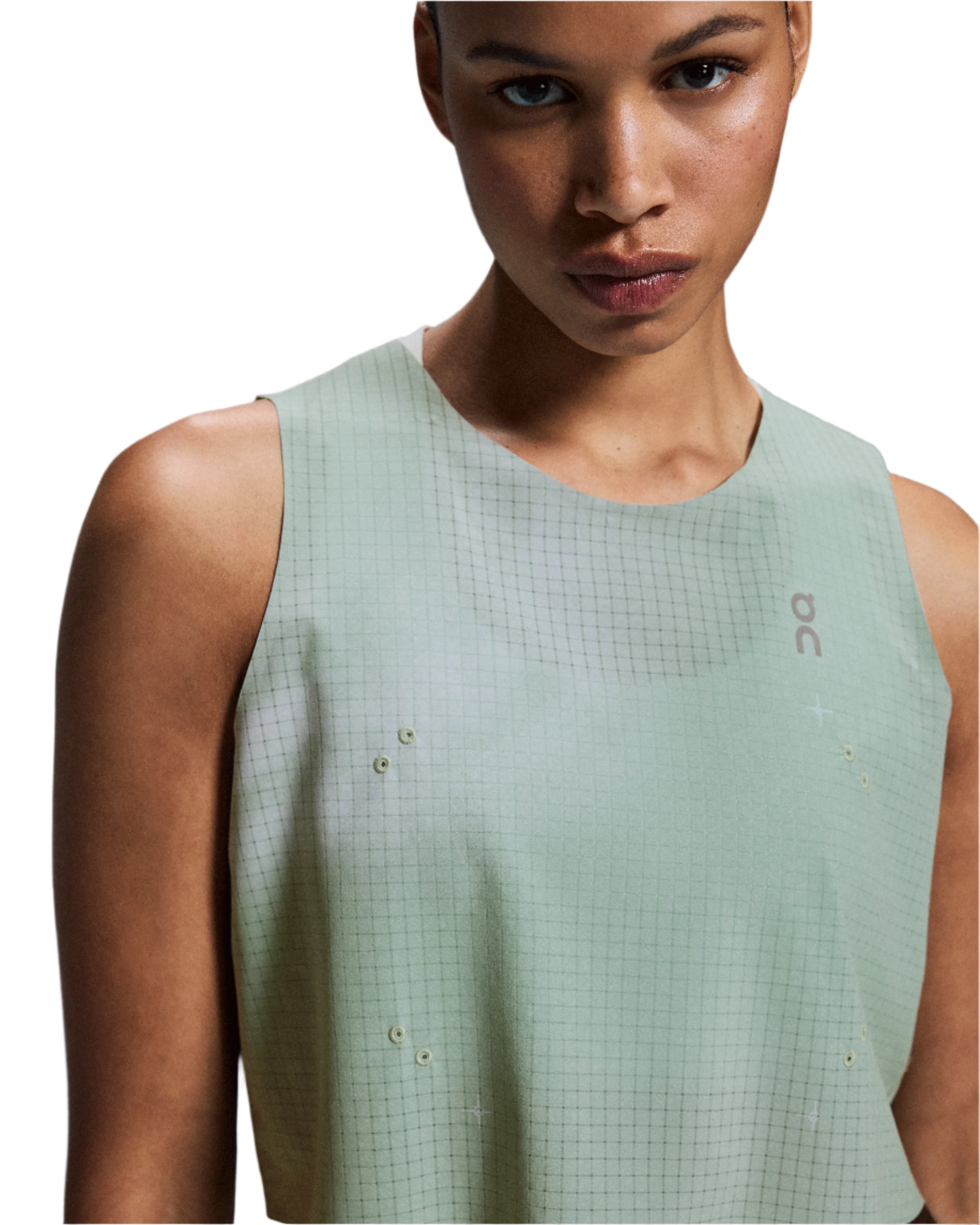 On Women's Pace Tank - Sage - Frontrunner Colombo