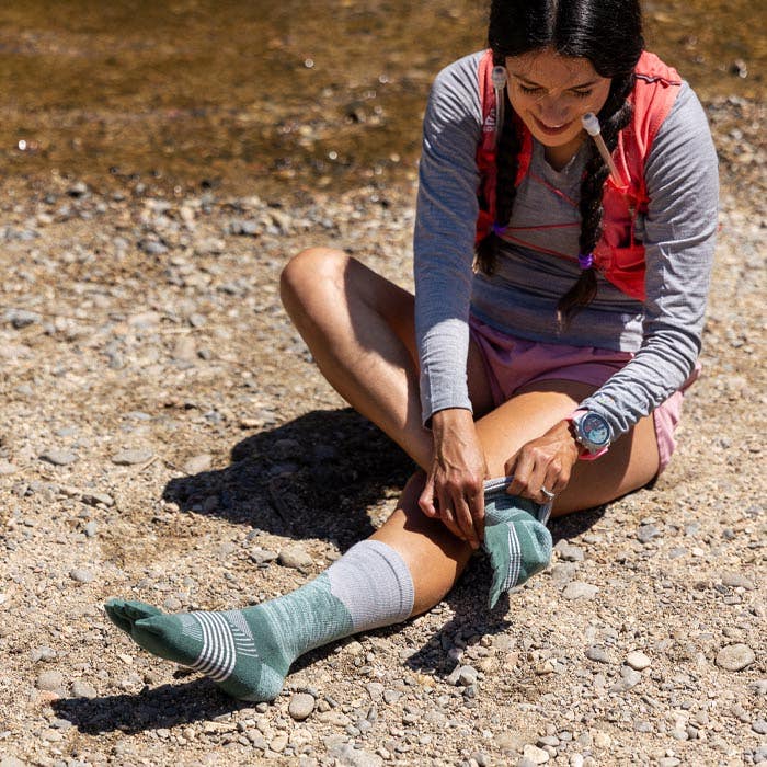 Injinji Trail Women's Specific Midweight Crew - Alpine - Frontrunner Colombo