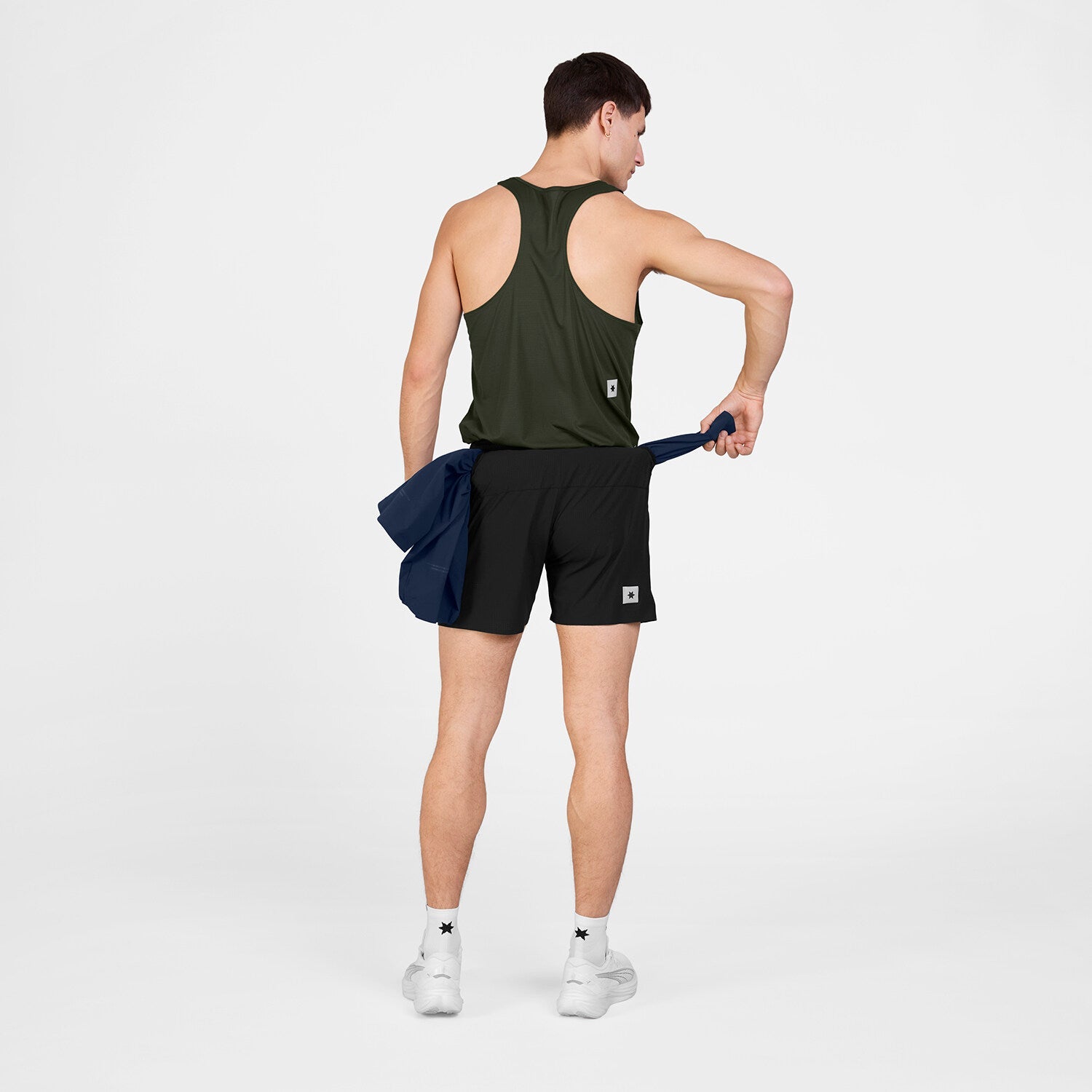 Saysky Flow Shorts 5" Black in action