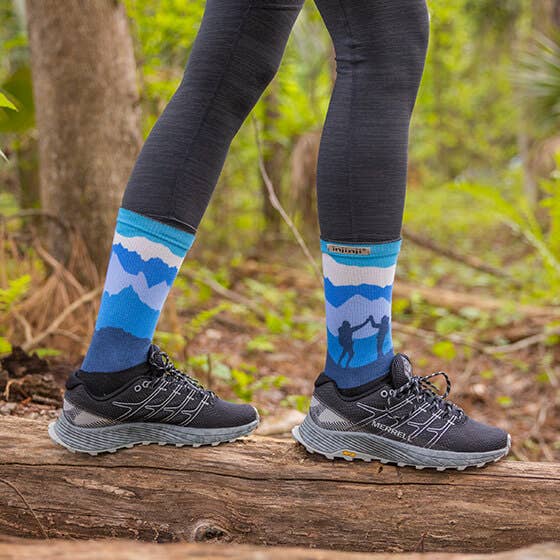 Injinji Artist Designed Womens Specific Midweight Trail Crew - Frontrunner Colombo