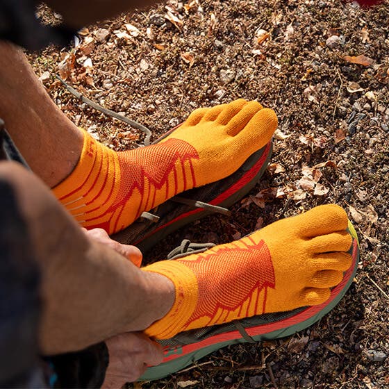 Injinji Ultra Run Midweight Mini Crew Desert Orange - Frontrunner Colombo