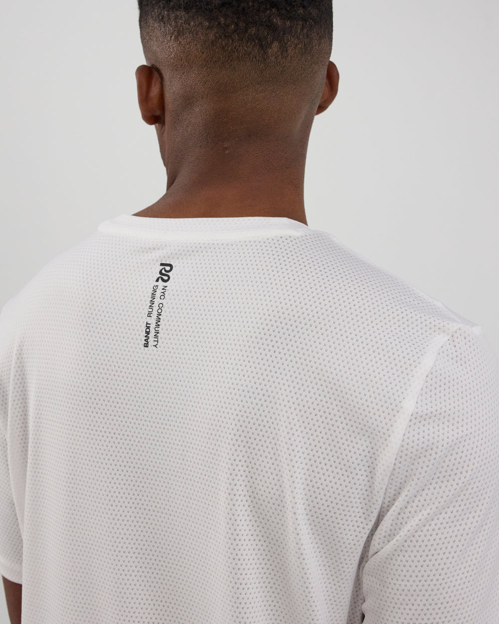 Bandit Micromesh™ Run Tee Men's - White - Frontrunner Colombo