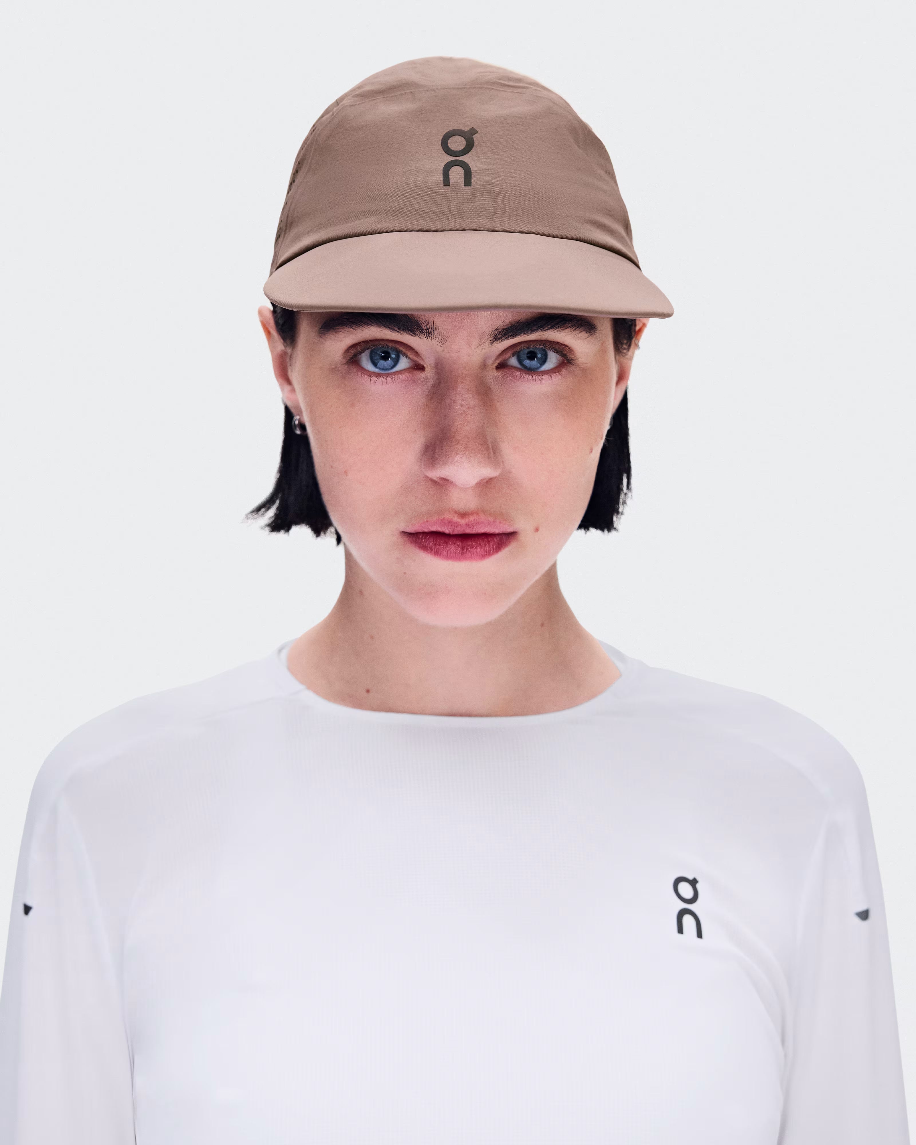 On Performance Cap Unisex Clove - Frontrunner Colombo