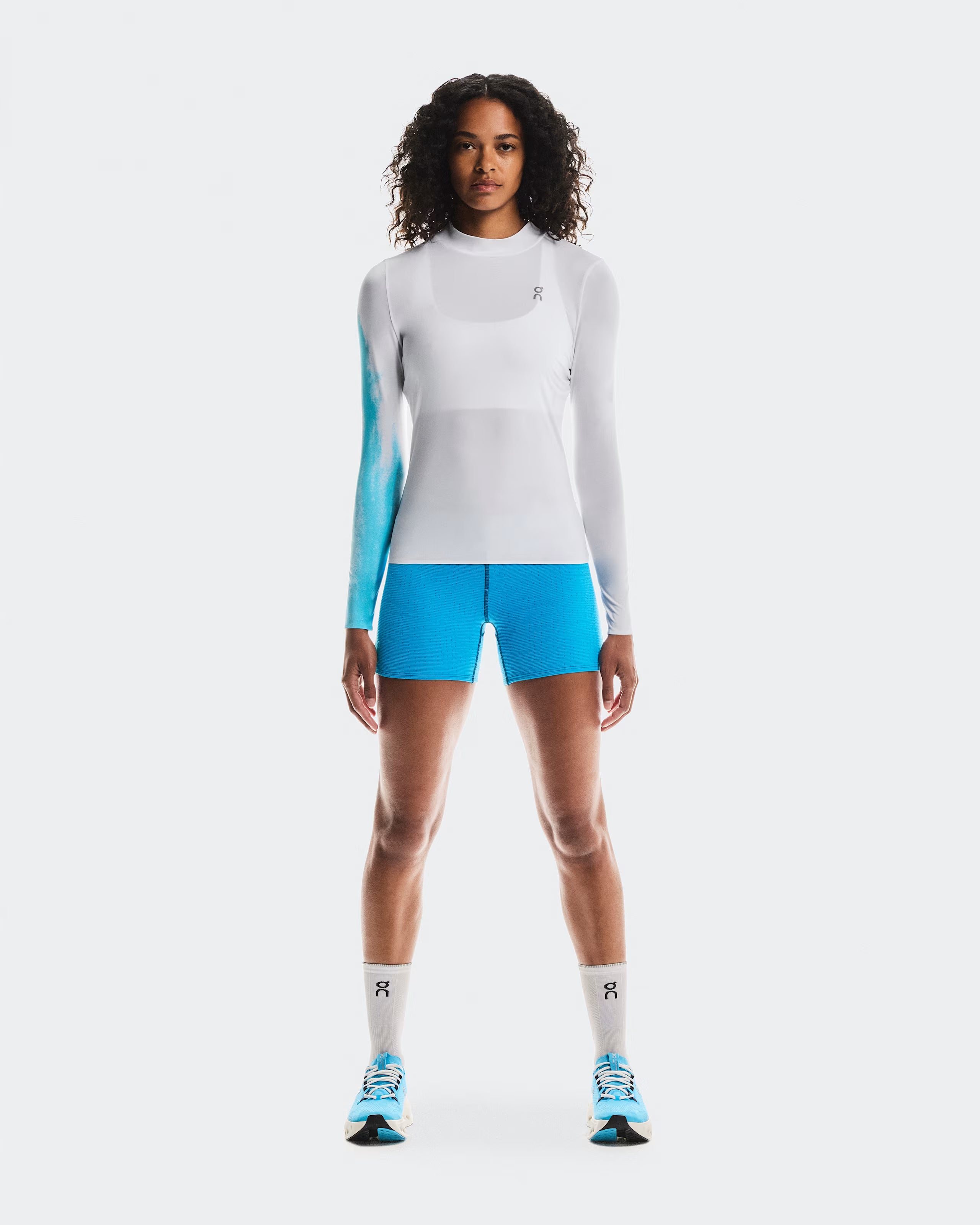 On Pace Long-T Womens - White - Frontrunner Colombo