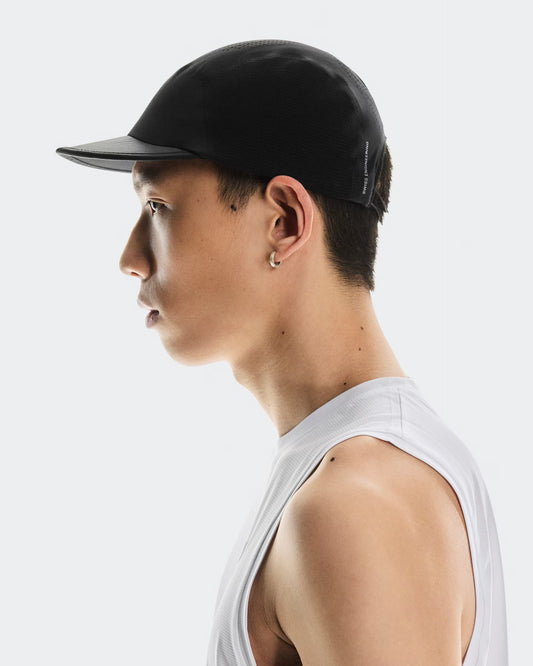 On Ultra Cap Unisex - Black - Frontrunner Colombo