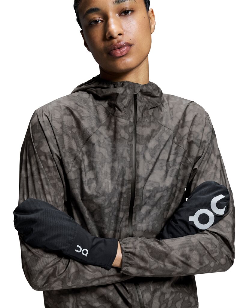 ON Core Glove (Unisex) Black - Frontrunner Colombo