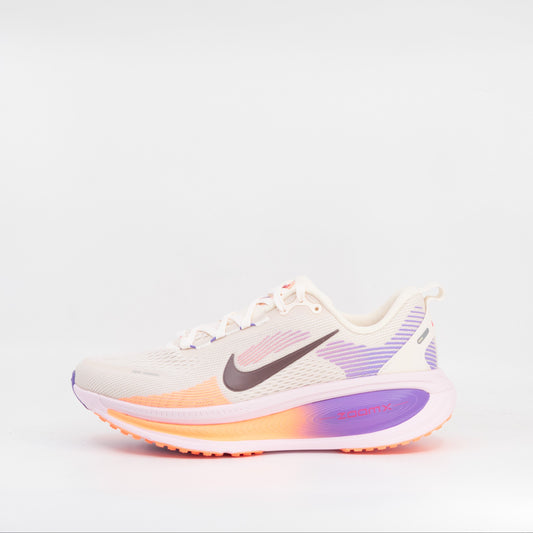 Nike Vomero 18 (B Standard) Womens Chalk/Tattoo Pink Foam - Frontrunner Colombo