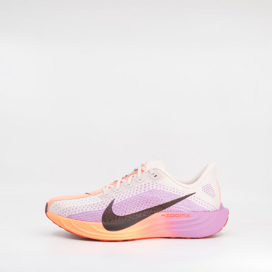 Nike Pegasus Plus (B Standard) Womens Chalk/Tattoo Magenta - Frontrunner Colombo