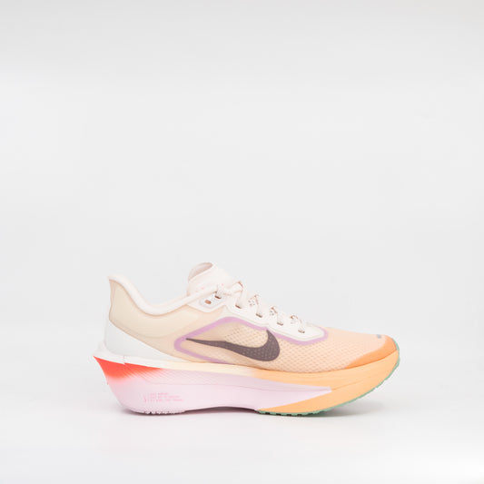 Nike Zoom Fly 6 (B Standard) Womens Sail/Tattoo Magenta - Frontrunner Colombo