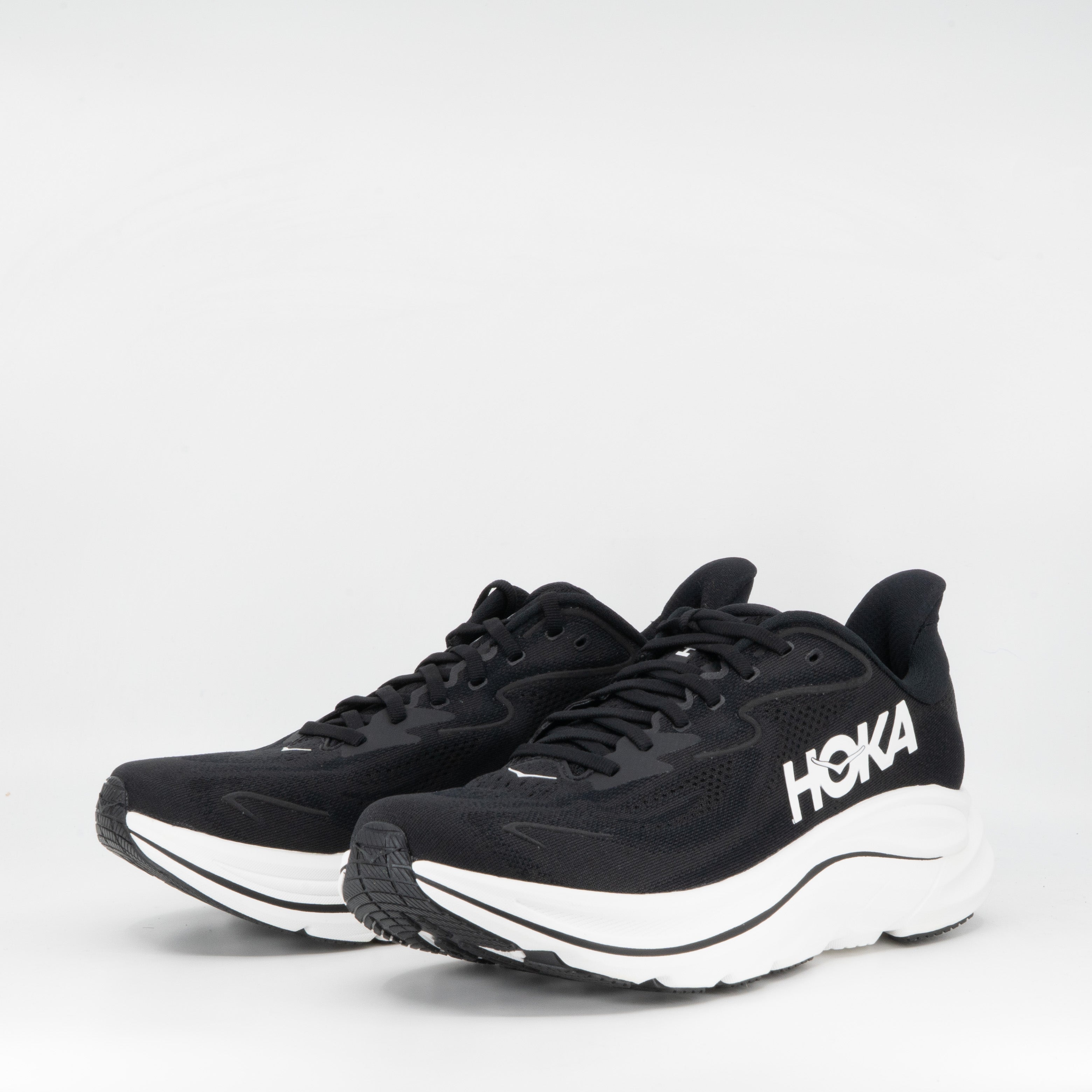 Hoka Clifton 10 (D Wide) Womens Black/White - Frontrunner Colombo