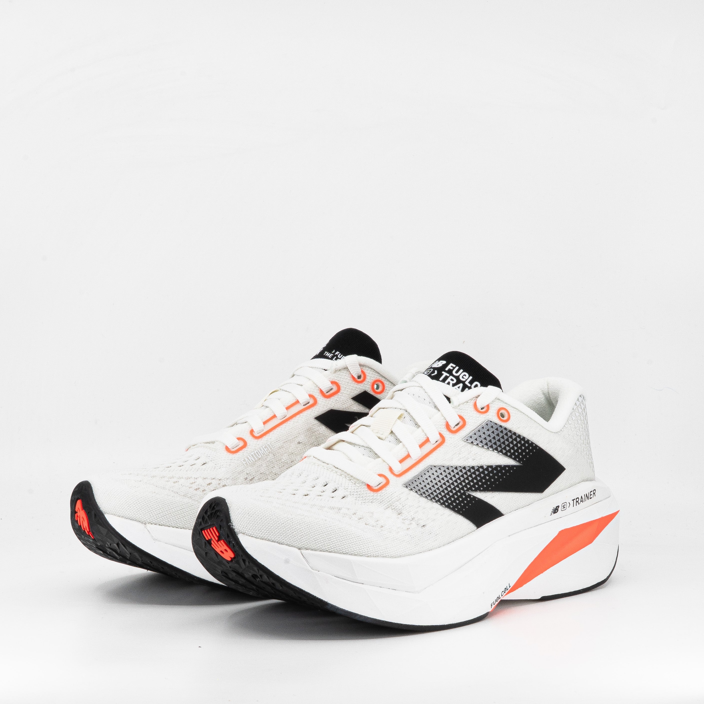 New Balance Fuel Cell SuperComp Trainer v3 (B Standard) Womens White/Urgent Red - Frontrunner Colombo