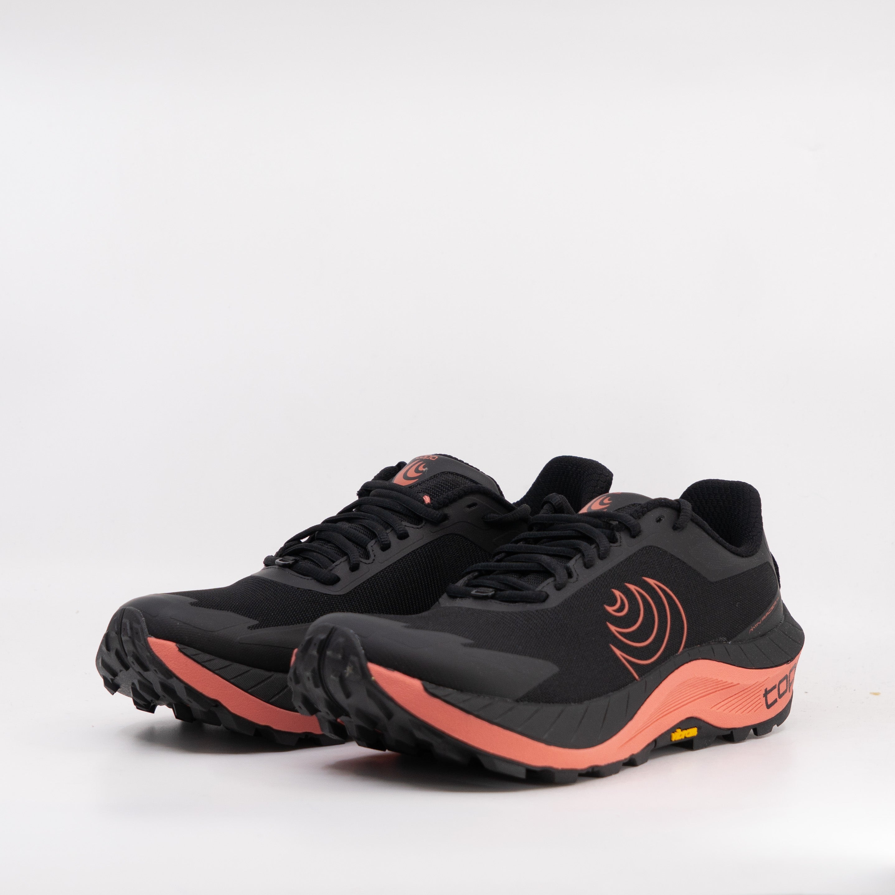 Topo Mountain Racer 4 (B Standard) Womans Black/Rose - Frontrunner Colombo