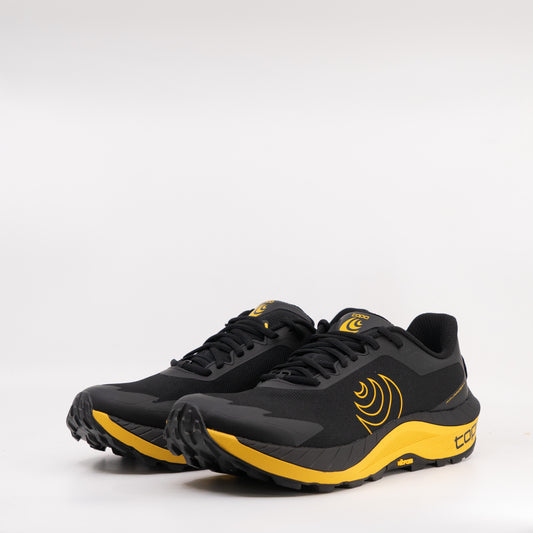 Topo Mountain Racer 4 (D Standard) Mens Black/Yellow - Frontrunner Colombo