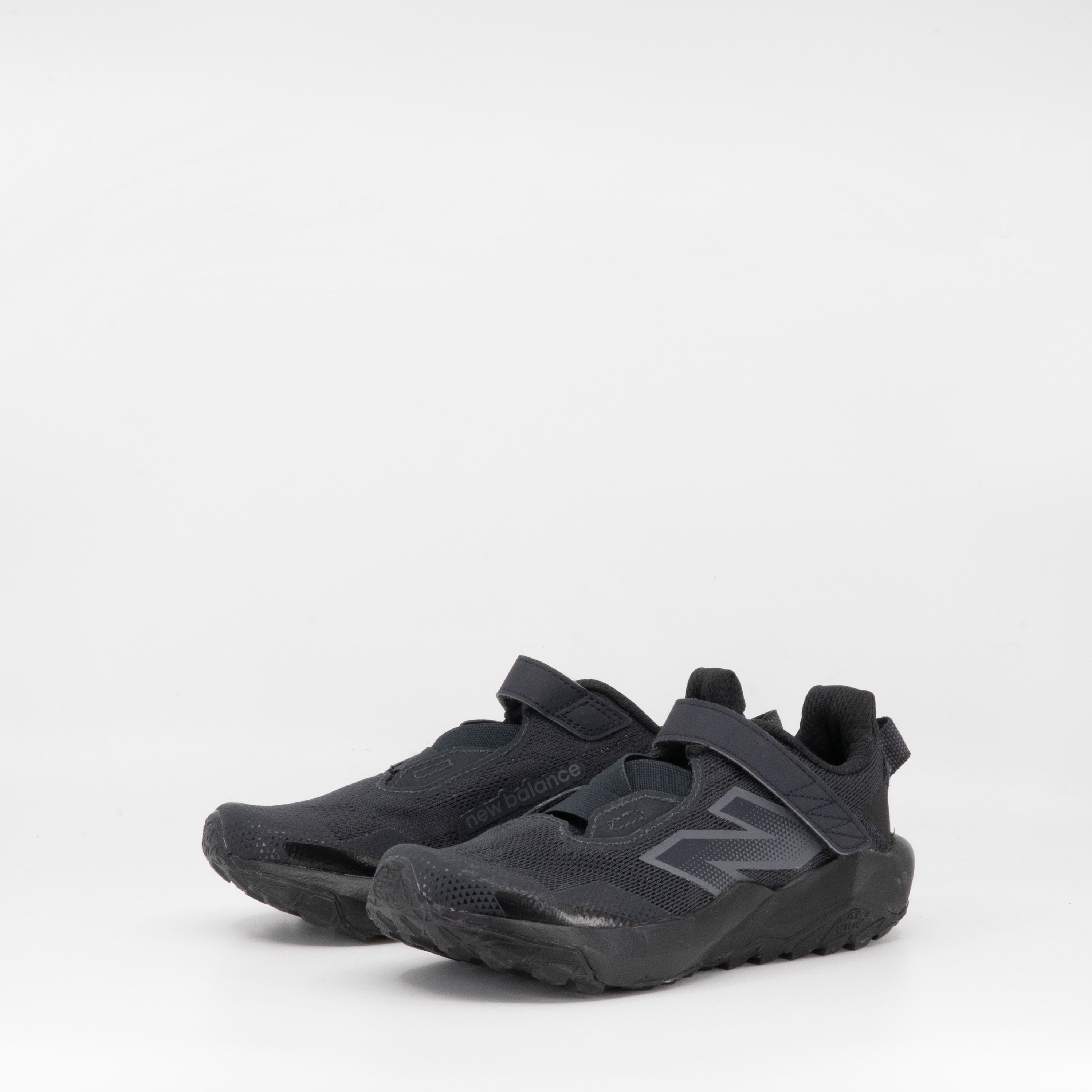 New Balance DynaSoft Nitrel V6 (Kids) Velcro Black/Black - Frontrunner Colombo