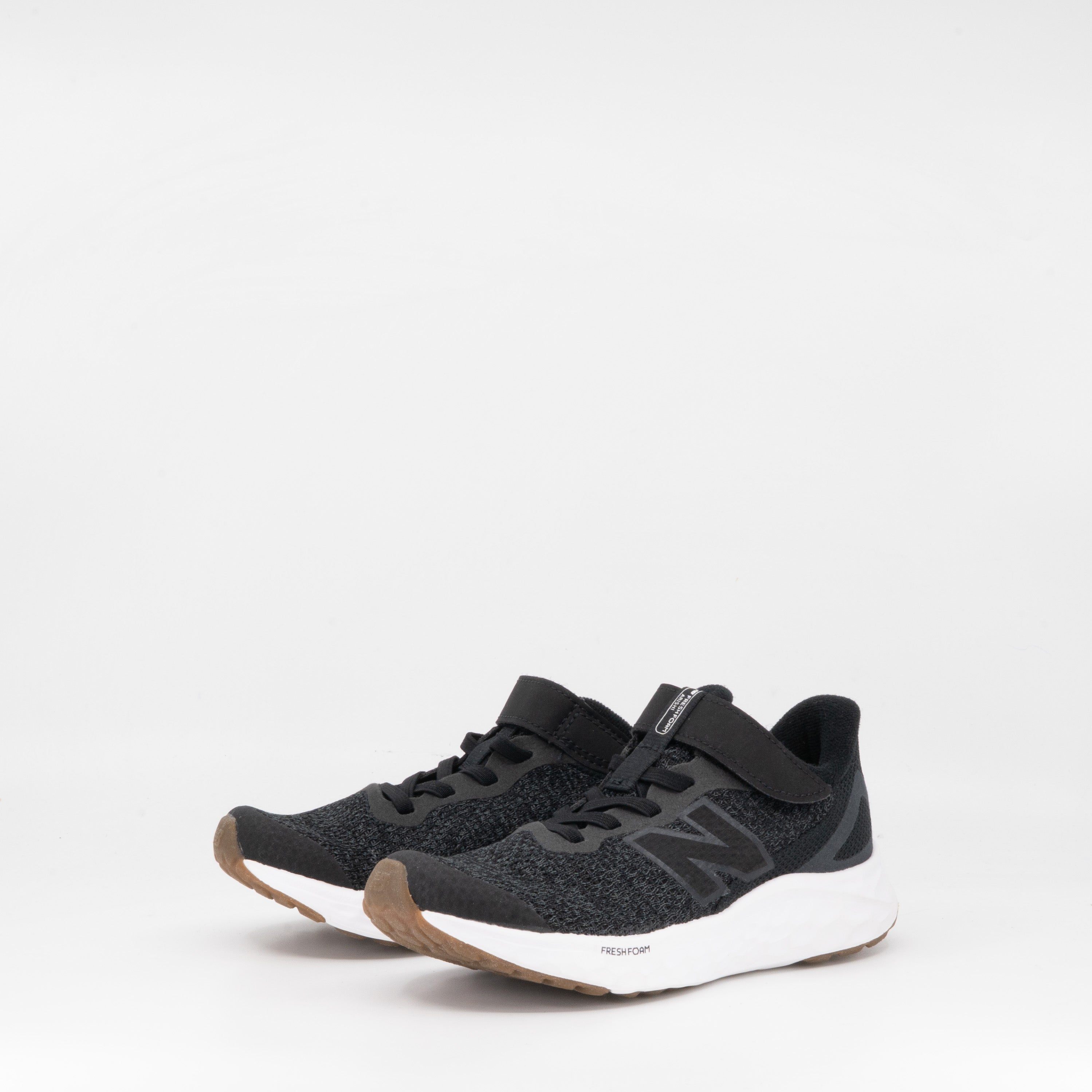 New Balance Fresh Foam Arishi v4 (Kids) Black/White - Frontrunner Colombo