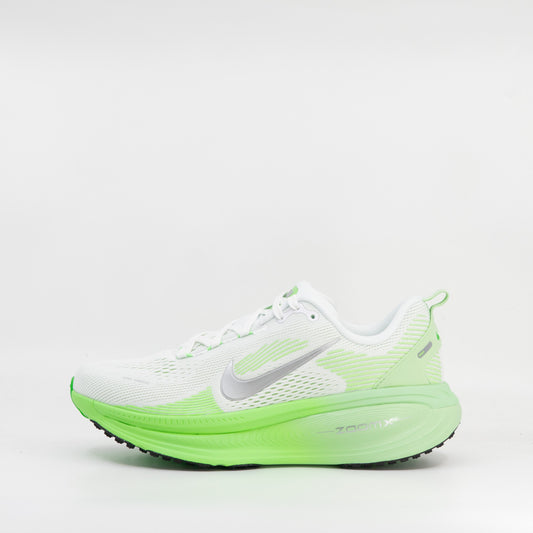 Nike Vomero 18 (B Standard) Womens White/Green/Metallic Silver - Frontrunner Colombo