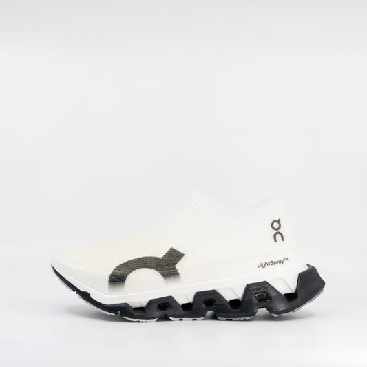 On LightSpray Cloudmonster 3 Hyper (D Standard) Unisex Black/White - Frontrunner Colombo