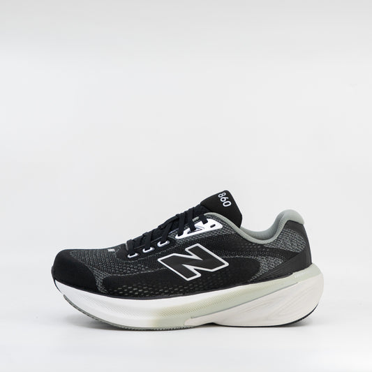 New Balance 860v15 (4E Extra Wide) Mens Black/White/Sage - Frontrunner Colombo