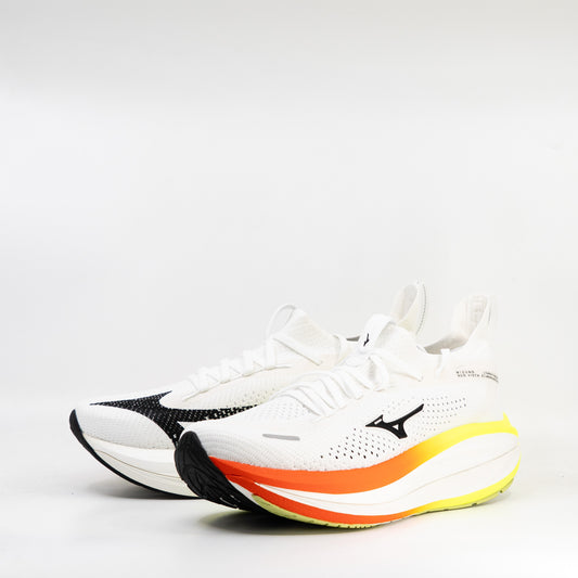 Mizuno Neo Vista 3 (D Standard) Mens. White/Black/Orange - Frontrunner Colombo