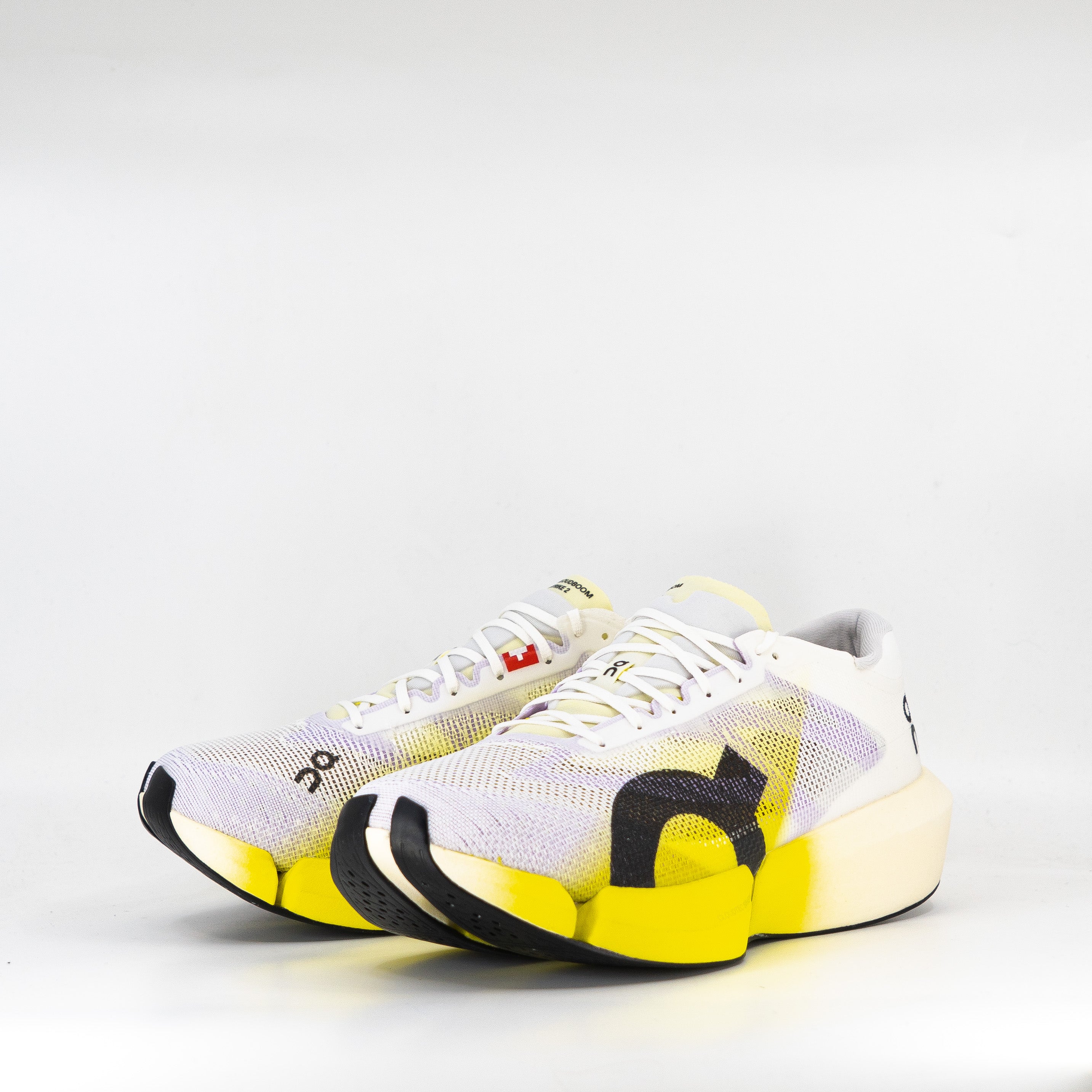 On Cloudboom Strike 2 (D Standard) Unisex White/Lime - Frontrunner Colombo