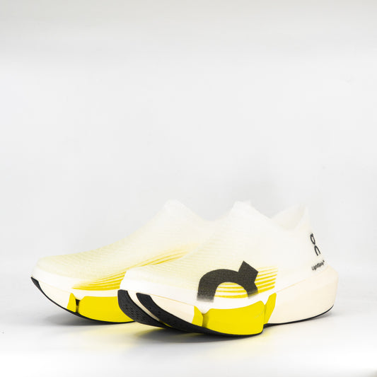 On Cloudboom Strike 2 LS (D Standard) Unisex White/Lime - Frontrunner Colombo