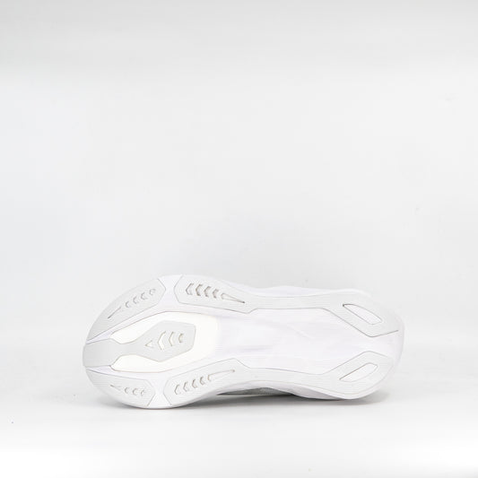 Asics Novablast 6 (B Standard) Womens White - Frontrunner Colombo