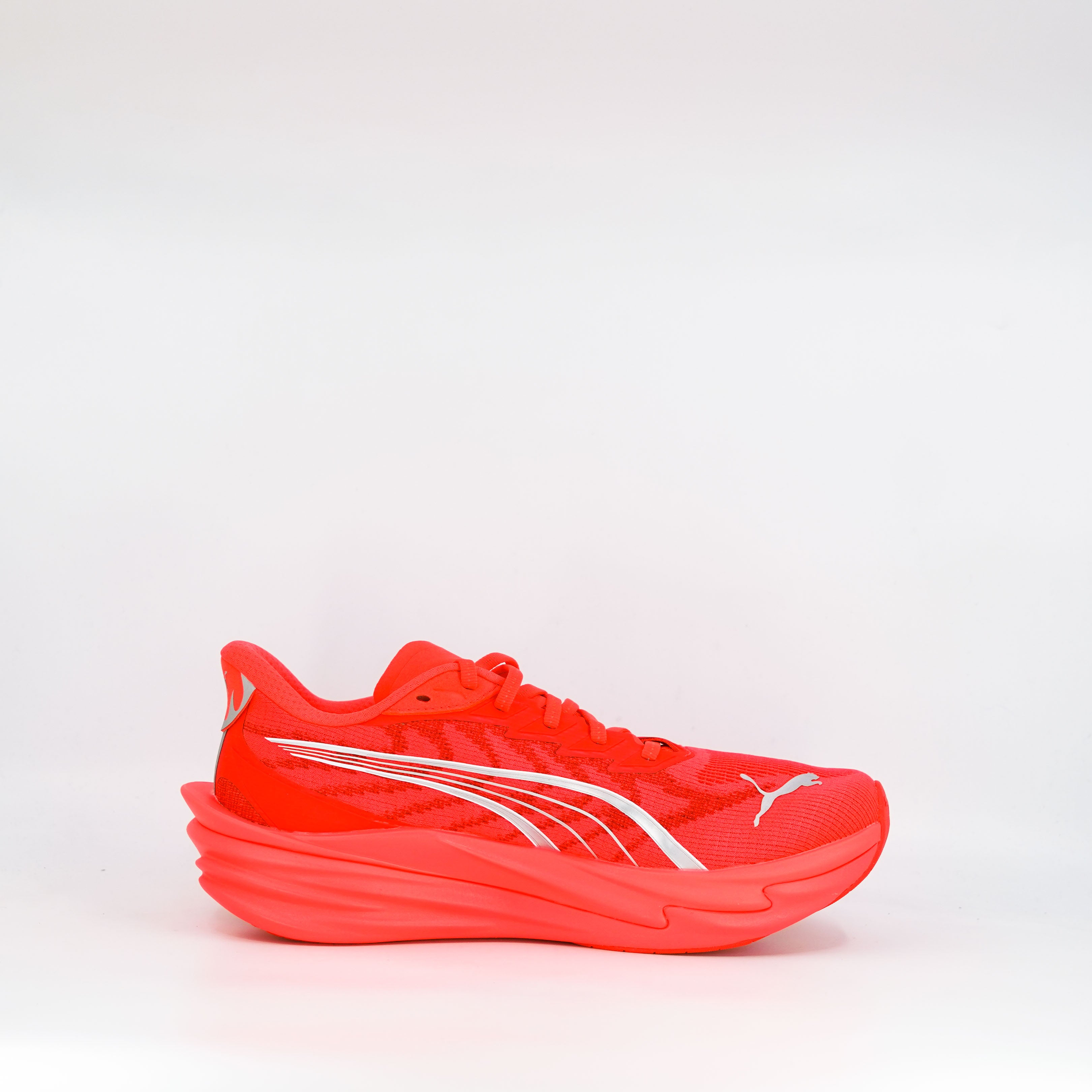 Puma Deviate Nitro 4 (D Standard) Mens Ultra Red/Puma Silver - Frontrunner Colombo