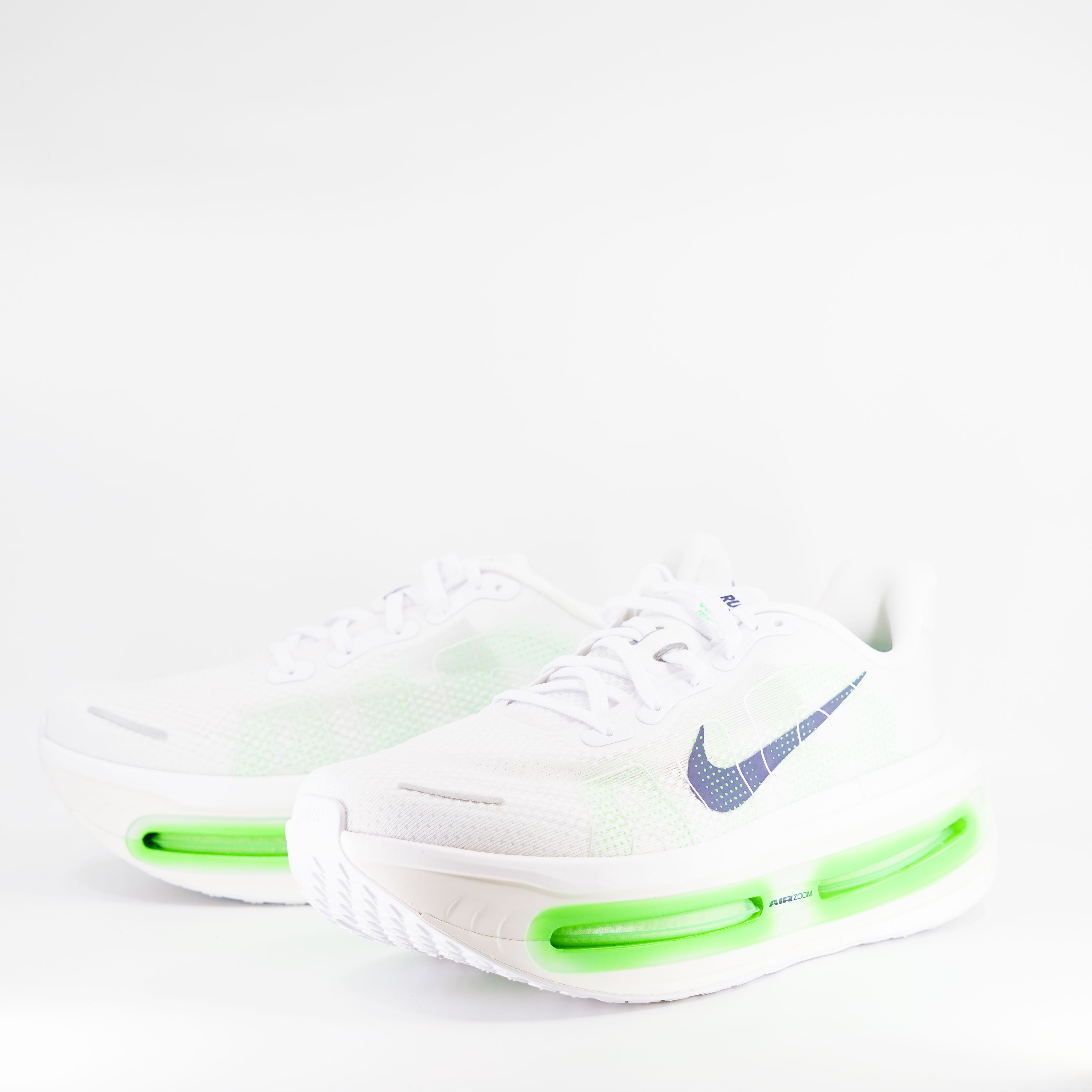 Nike Vomero Premium (D Standard) Mens White/Midnight Navy - Frontrunner Colombo
