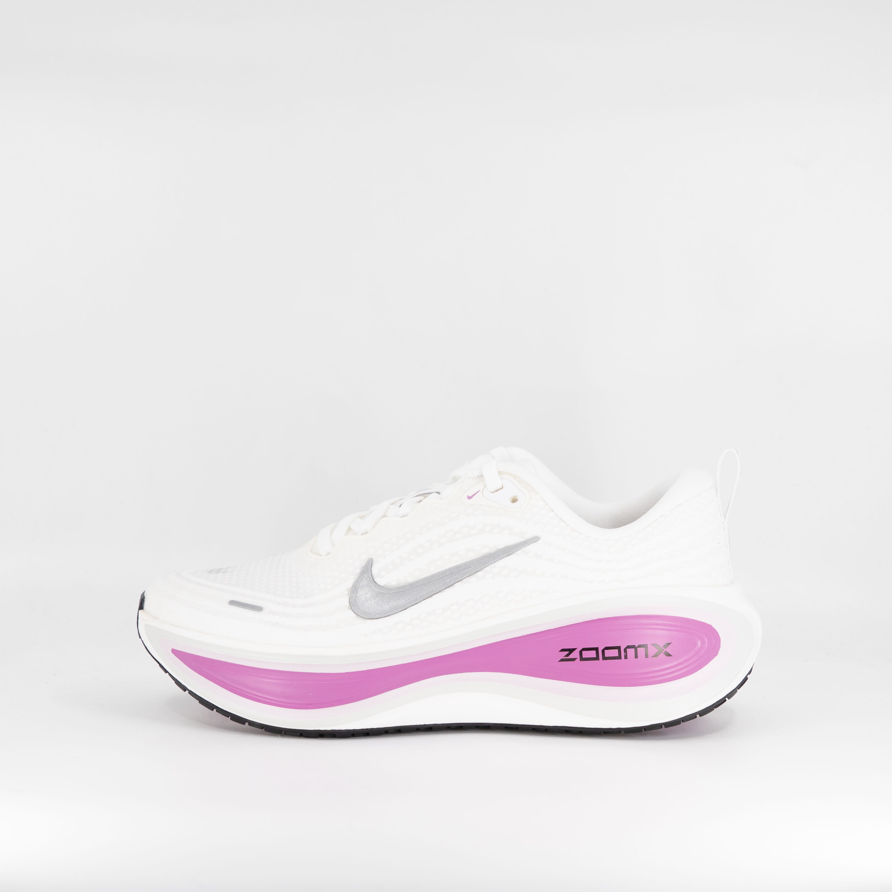Nike Vomero Plus (B Standard) Womens White Metallic Silver