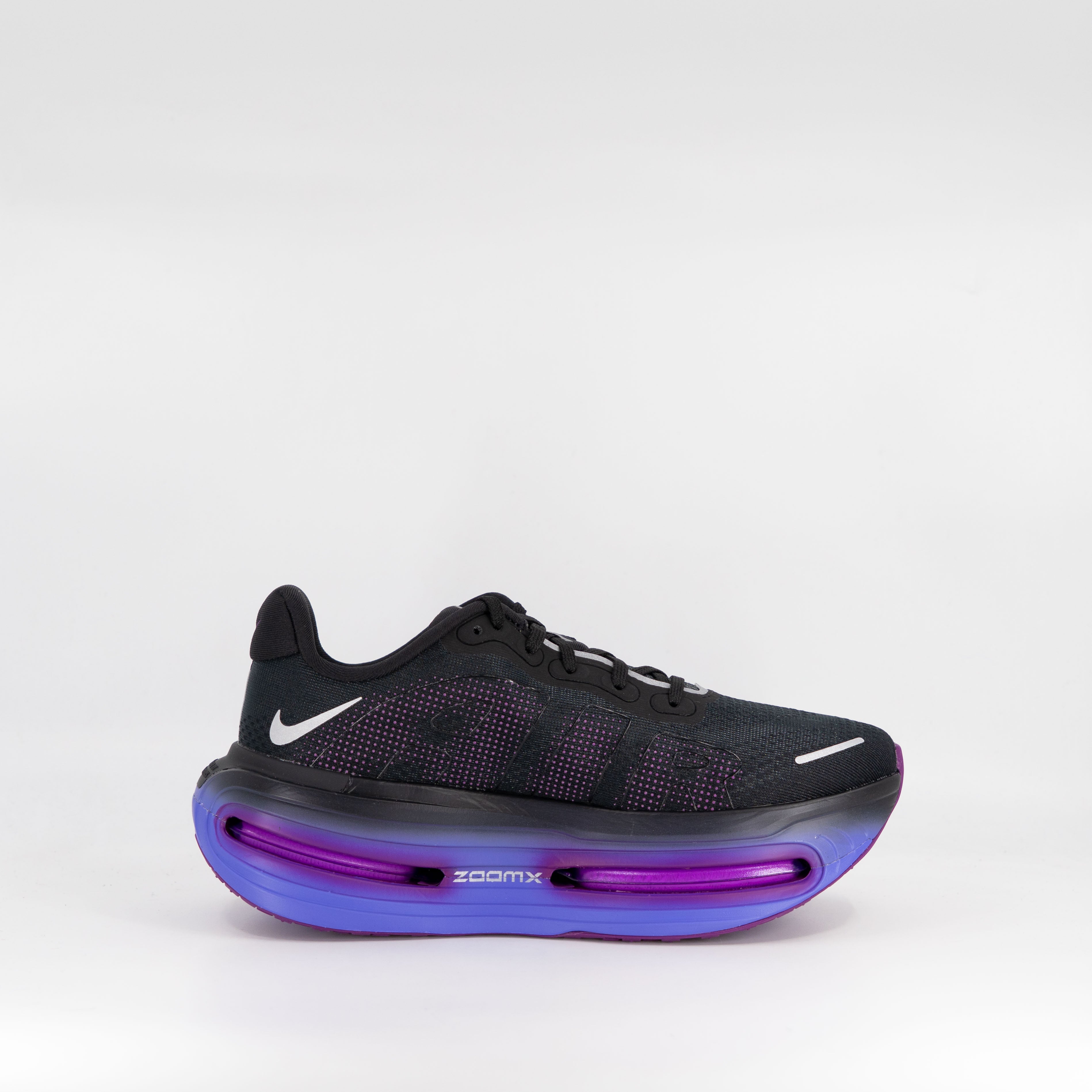 Nike Vomero Premium (B Standard) Womens Black/ Metallic Silver - Frontrunner Colombo