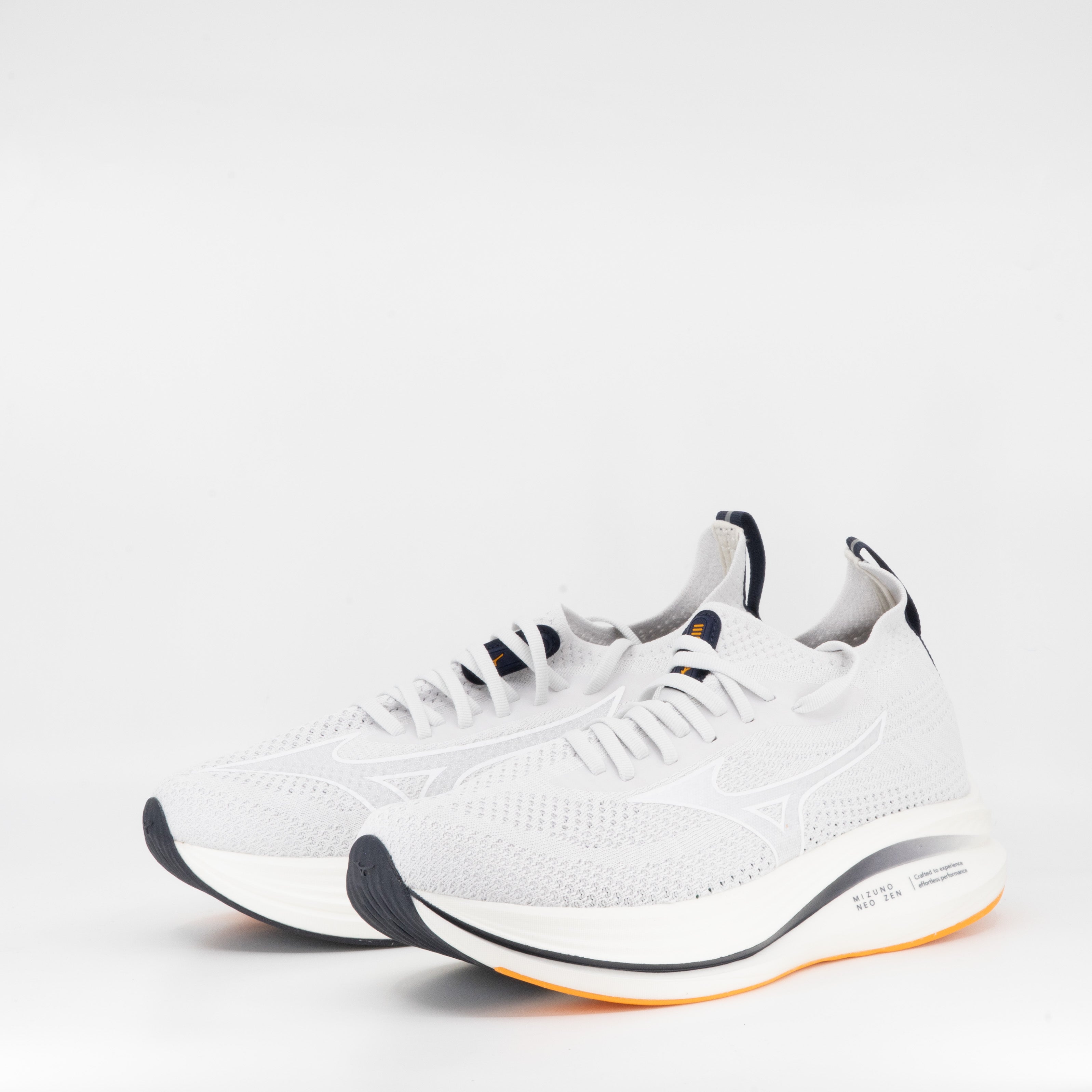 Mizuno Neo Zen (D Standard) Mens Nimbus Cloud/White/Tangelo - Frontrunner Colombo