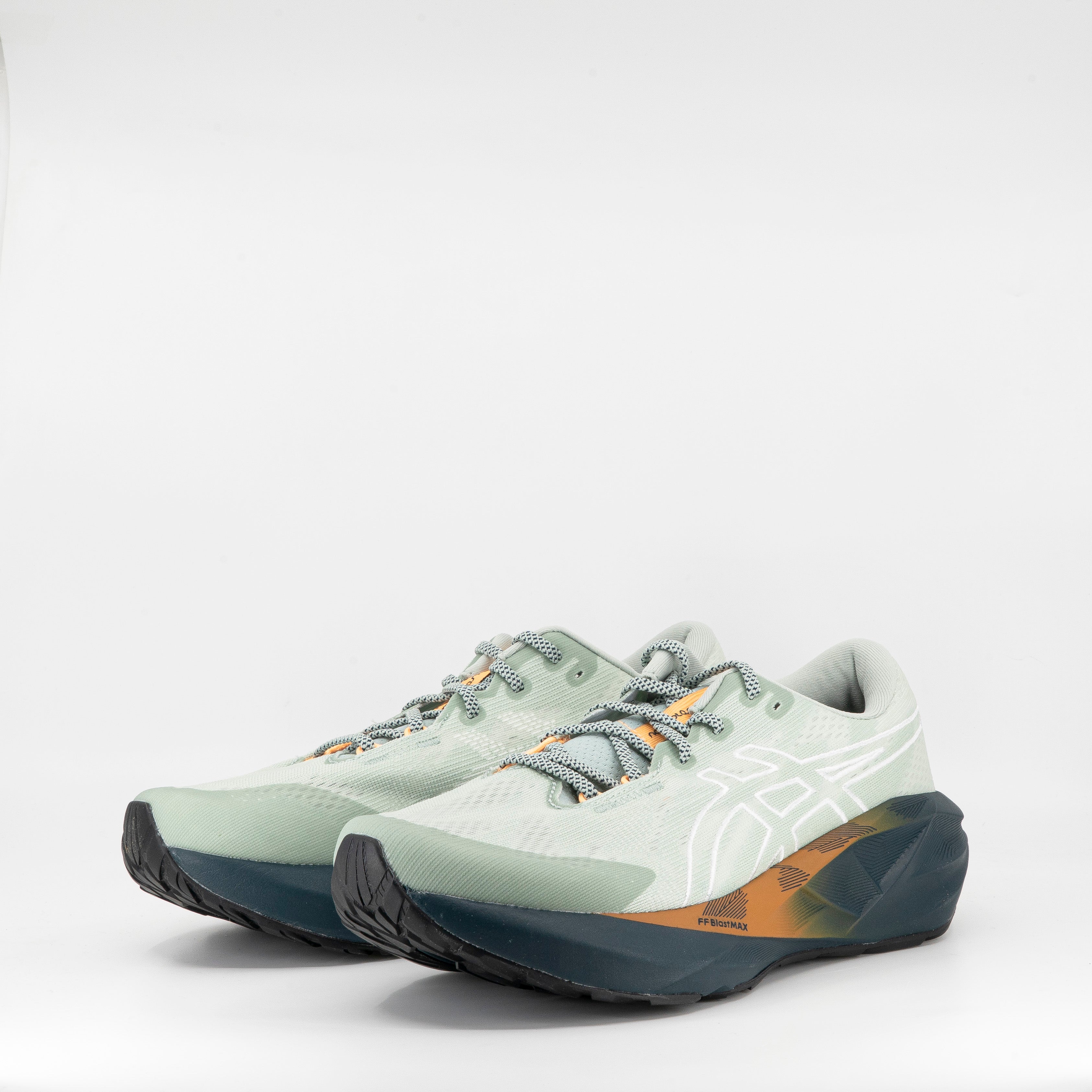 Asics Novablast 5 TR (D Standard) Mens Nature Bathing/Lichen Rock - Frontrunner Colombo