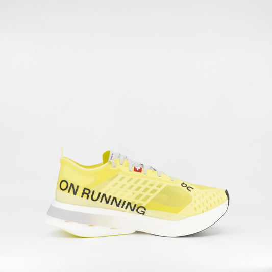 On Cloudboom Strike (D Standard) Mens Limelight/Wolf - Frontrunner Colombo