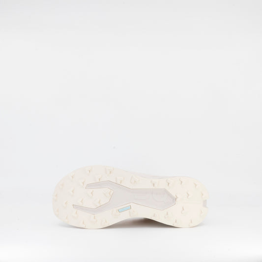 ON Cloudultra 3 (B Standard) Womens Ivory/Pearl - Frontrunner Colombo