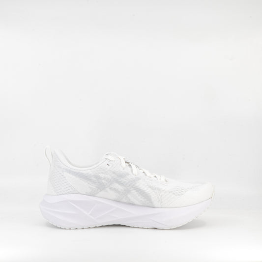Asics Novablast 5 (B Standard) Womens White/Piedmont Grey - Frontrunner Colombo