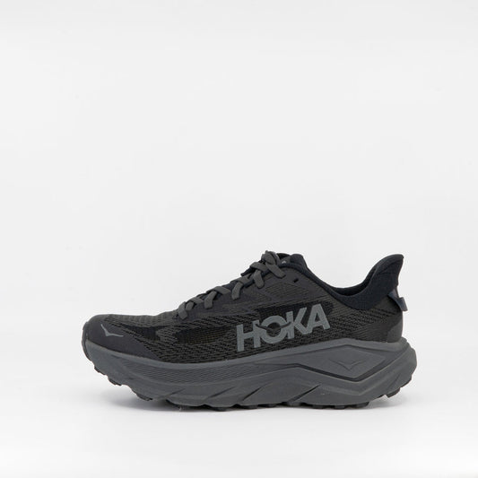 Hoka Challenger 8 (D Wide) Womens Black/Black - Frontrunner Colombo