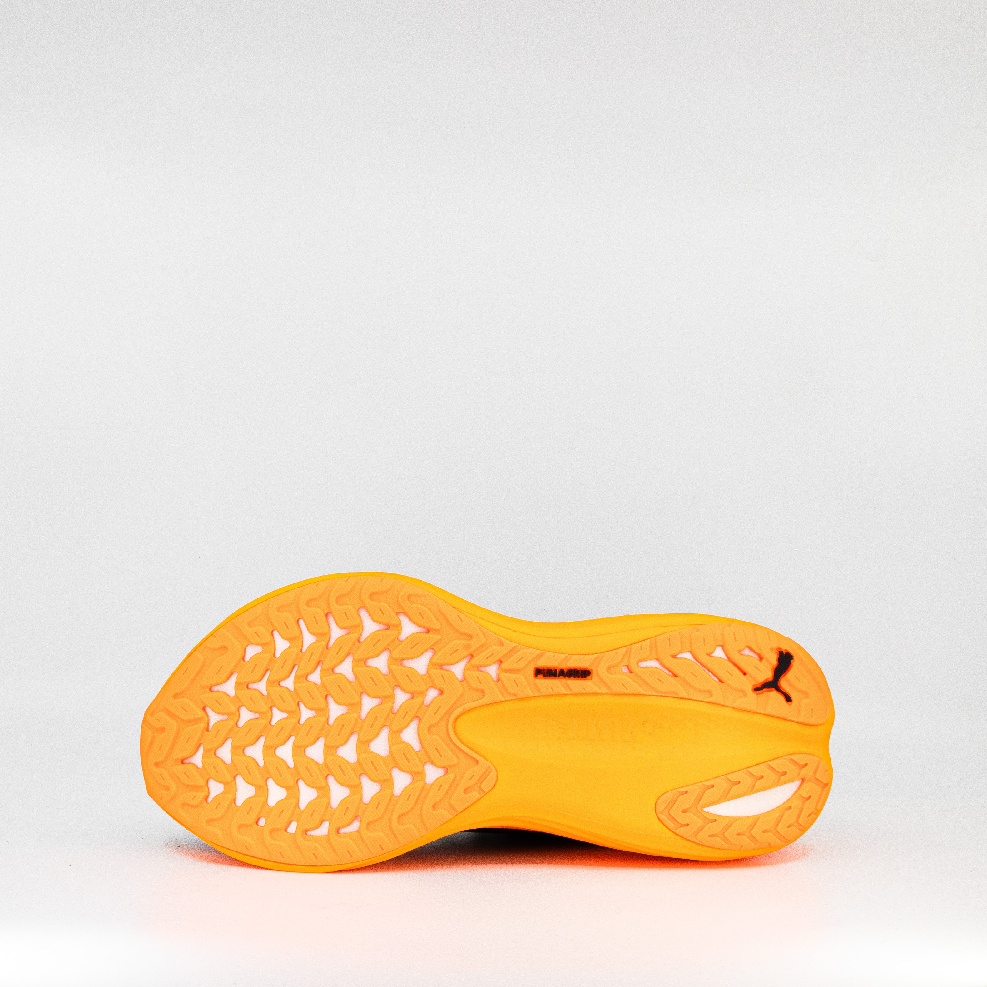 Puma MagMax Nitro (D Standard) Mens Grey-Heat Fire - Frontrunner Colombo