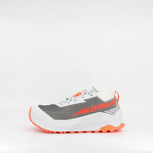 Altra Olympus 275 (B Standard) Womens White/Coral - Frontrunner Colombo