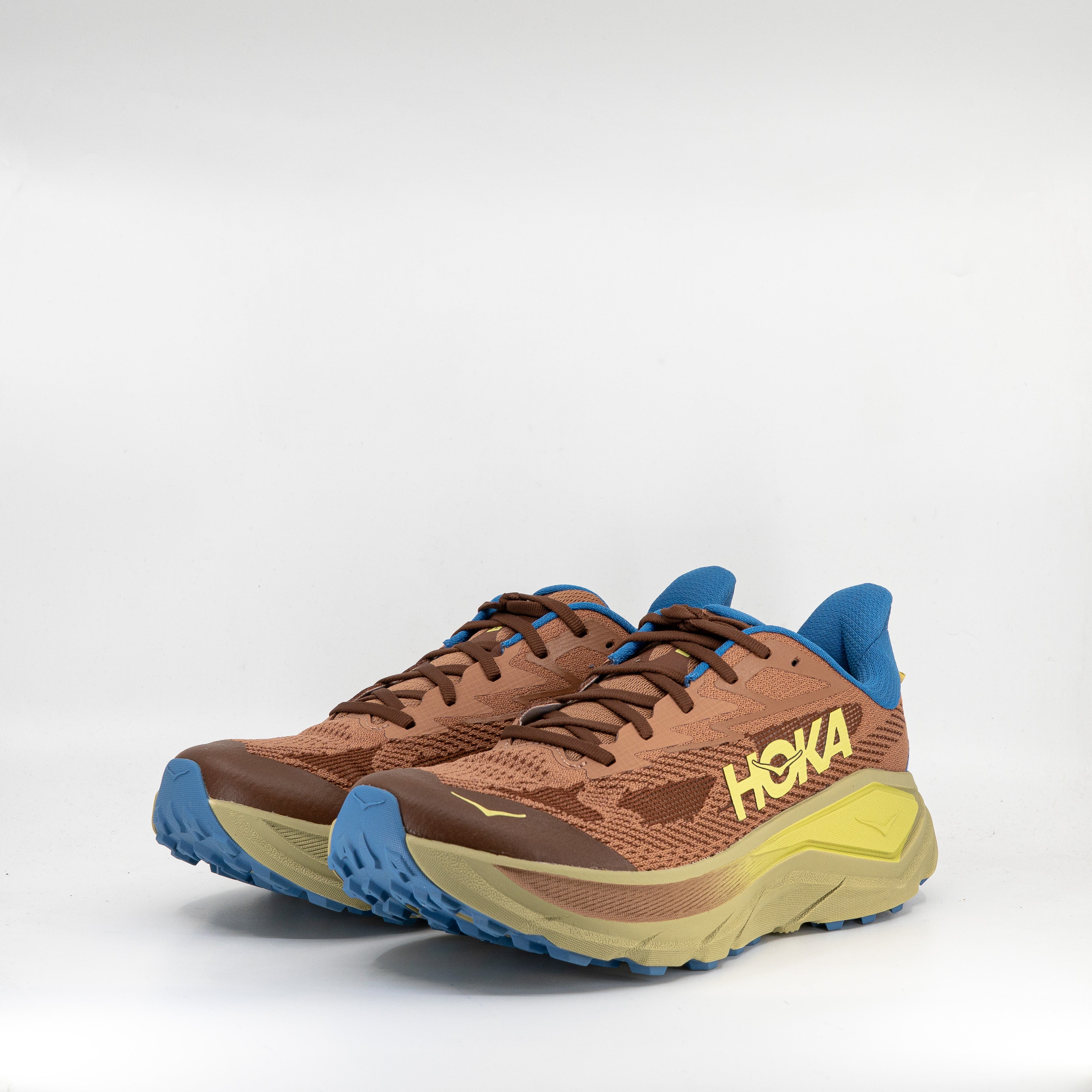Hoka Challenger 8 (2E Wide) Mens Maple Cardamom - Frontrunner Colombo