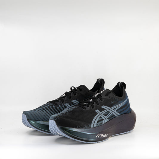 Asics Megablast (D Standard) Unisex Black/White - Frontrunner Colombo