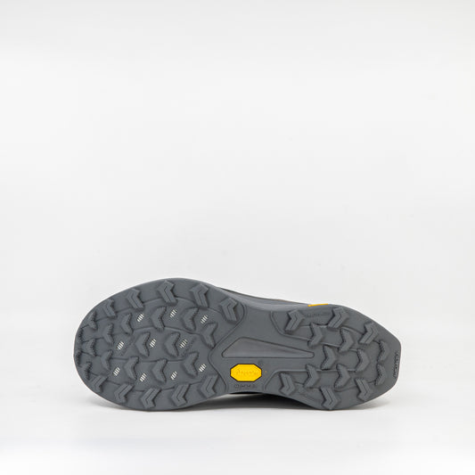 Saucony Peregrine 16 (D Wide) Womens Black/Carbon - Frontrunner Colombo