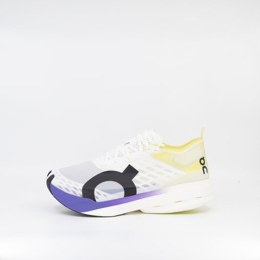On Cloudboom Strike (B Standard) Womens Juniper/Limelight - Frontrunner Colombo